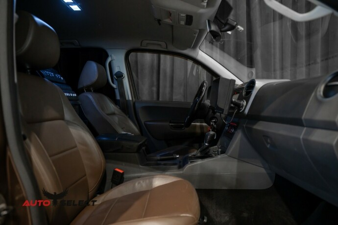 volkswagen-amarok-diesel-2014-big-19