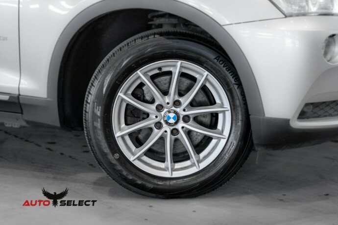 bmw-x3-bensin-2012-big-2