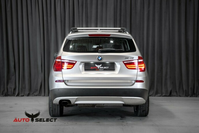 bmw-x3-bensin-2012-big-8