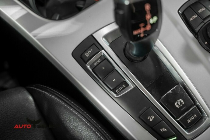 bmw-x3-bensin-2012-big-30