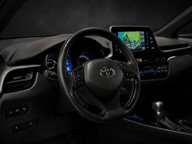 toyota-c-hr-elektrisitetbensin-2018-big-14