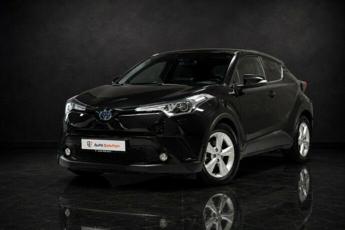 toyota-c-hr-elektrisitetbensin-2018-big-0