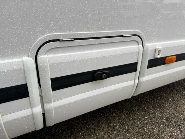 kabe-tm-i-910-imperial-queensbed-senkeseng-55tonn-automat-alde-al-co-hydraulikk-st248ttebein-diesel-2018-big-85
