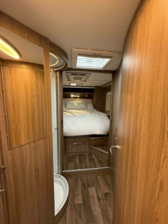 kabe-tm-i-910-imperial-queensbed-senkeseng-55tonn-automat-alde-al-co-hydraulikk-st248ttebein-diesel-2018-big-52