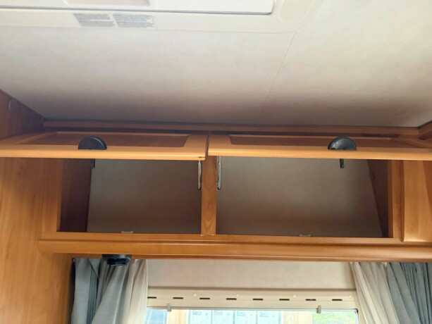 hymer-swing-alkove-lav-seng-nede-svingstoler-truma-kombi-kj248leskap-toalett-diesel-1997-big-72