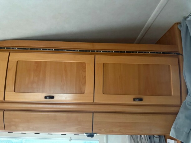 hymer-swing-alkove-lav-seng-nede-svingstoler-truma-kombi-kj248leskap-toalett-diesel-1997-big-26