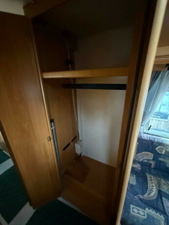 hymer-swing-alkove-lav-seng-nede-svingstoler-truma-kombi-kj248leskap-toalett-diesel-1997-big-64