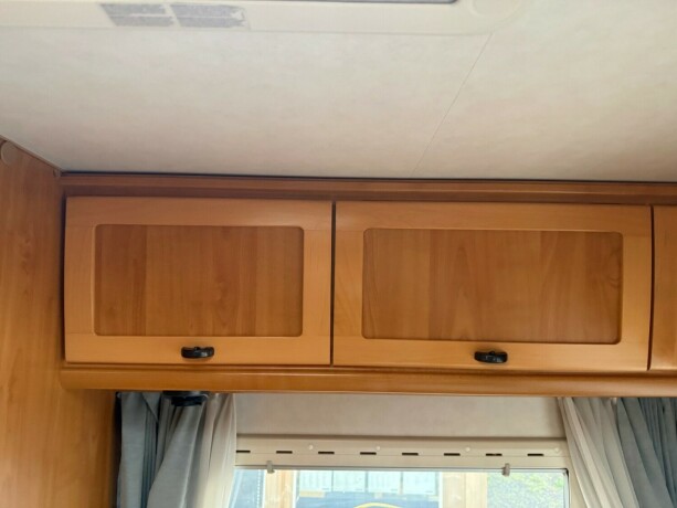 hymer-swing-alkove-lav-seng-nede-svingstoler-truma-kombi-kj248leskap-toalett-diesel-1997-big-71