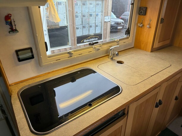 hymer-swing-alkove-lav-seng-nede-svingstoler-truma-kombi-kj248leskap-toalett-diesel-1997-big-36
