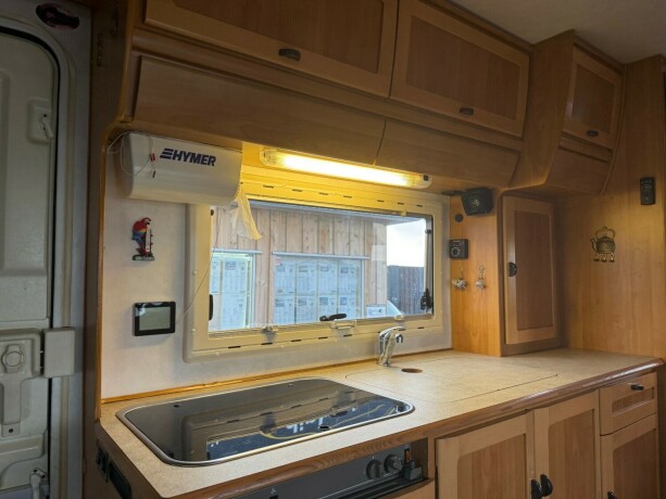 hymer-swing-alkove-lav-seng-nede-svingstoler-truma-kombi-kj248leskap-toalett-diesel-1997-big-32