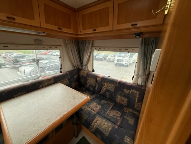 hymer-swing-alkove-lav-seng-nede-svingstoler-truma-kombi-kj248leskap-toalett-diesel-1997-big-73
