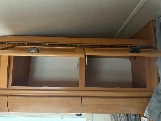 hymer-swing-alkove-lav-seng-nede-svingstoler-truma-kombi-kj248leskap-toalett-diesel-1997-big-27