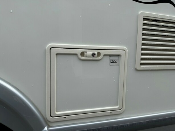 benimar-mileo-260-2-enkle-senger-bak-ikke-senkeseng-dieselvarmer-webasto-god-nyttelast-b-f248rerkort-diesel-2011-big-70