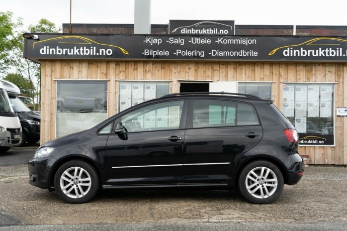 volkswagen-golf-plus-diesel-2012-big-0