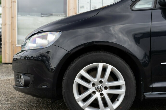 volkswagen-golf-plus-diesel-2012-big-3