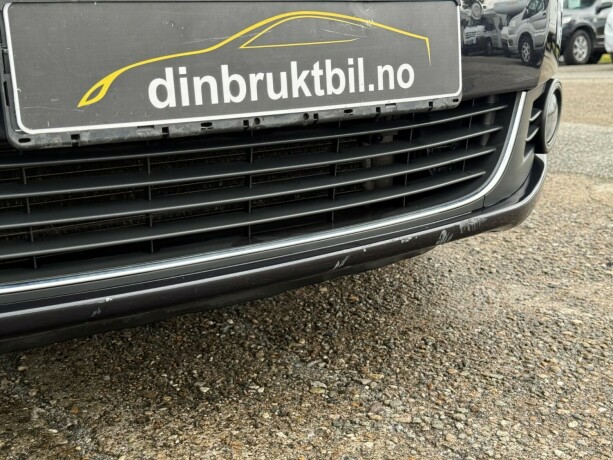 volkswagen-golf-plus-diesel-2012-big-42