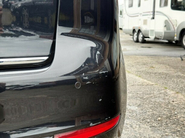 volkswagen-golf-plus-diesel-2012-big-38