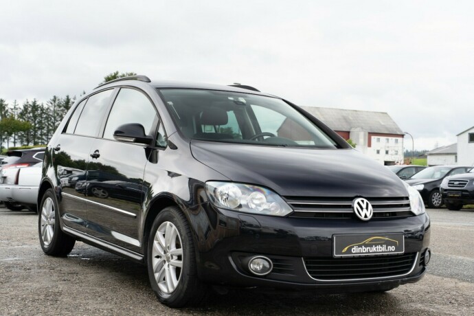 volkswagen-golf-plus-diesel-2012-big-8