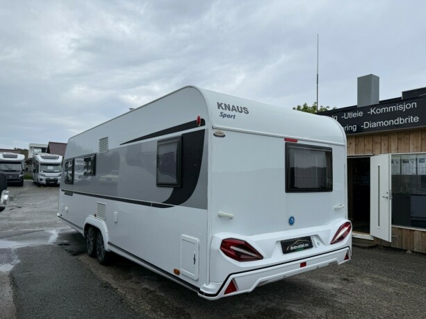 knaus-sport-650-udf-topputgave-2-k248yesenger-lav-seng-truma-varme-med-elektrisk-utvendig-gass-2018-big-4