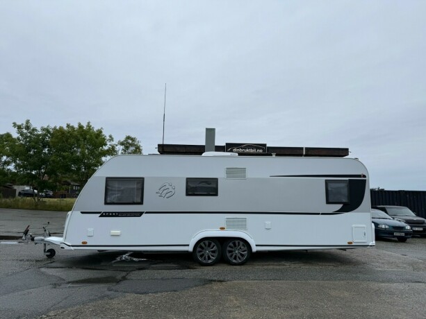 knaus-sport-650-udf-topputgave-2-k248yesenger-lav-seng-truma-varme-med-elektrisk-utvendig-gass-2018-big-3