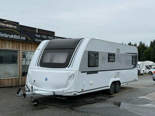knaus-sport-650-udf-topputgave-2-k248yesenger-lav-seng-truma-varme-med-elektrisk-utvendig-gass-2018-big-2