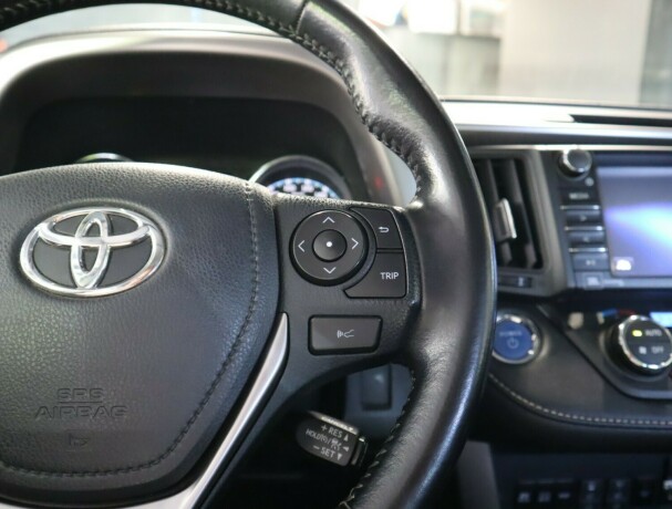 toyota-rav4-elektrisitetbensin-2016-big-16