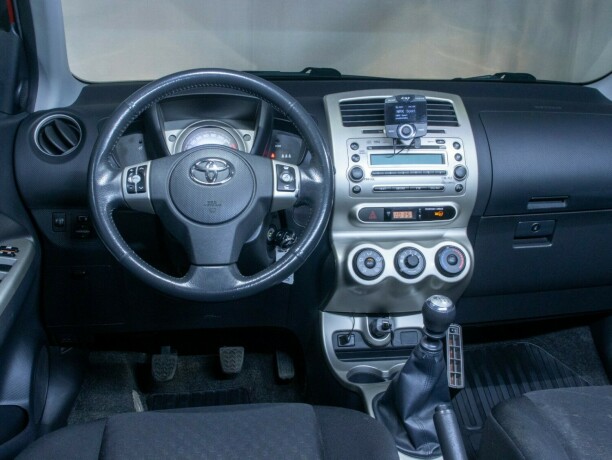 toyota-urban-cruiser-diesel-2009-big-36