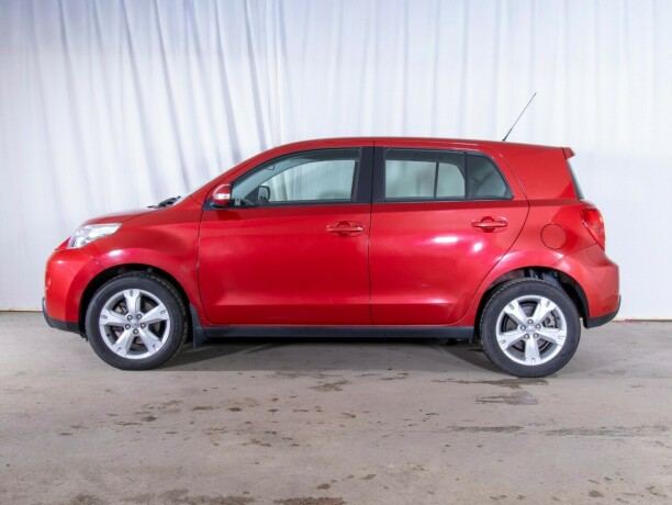 toyota-urban-cruiser-diesel-2009-big-4