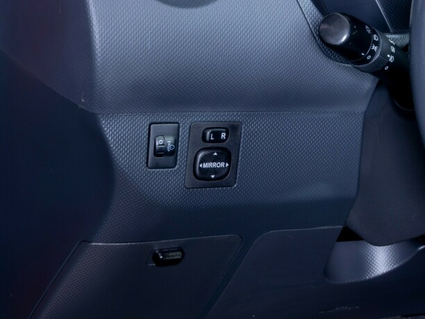 toyota-urban-cruiser-diesel-2009-big-22