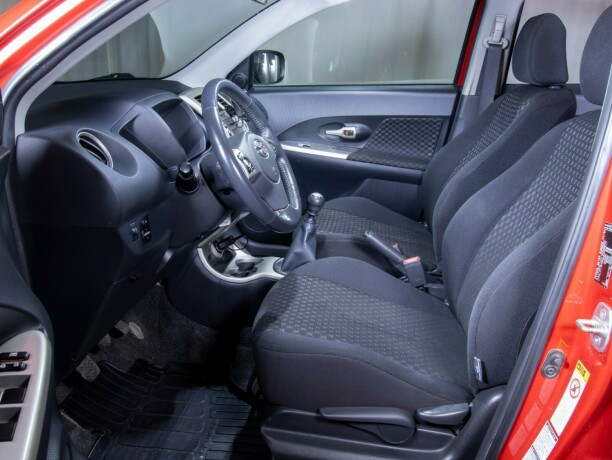 toyota-urban-cruiser-diesel-2009-big-39