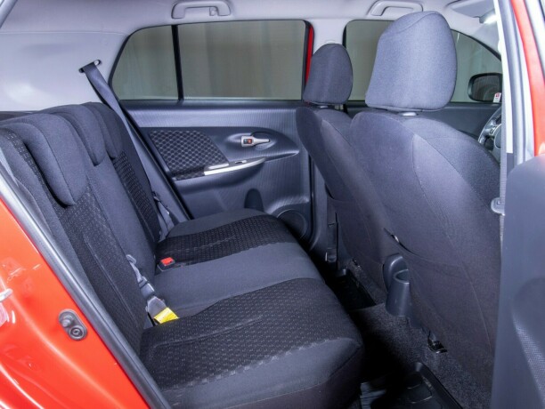 toyota-urban-cruiser-diesel-2009-big-45