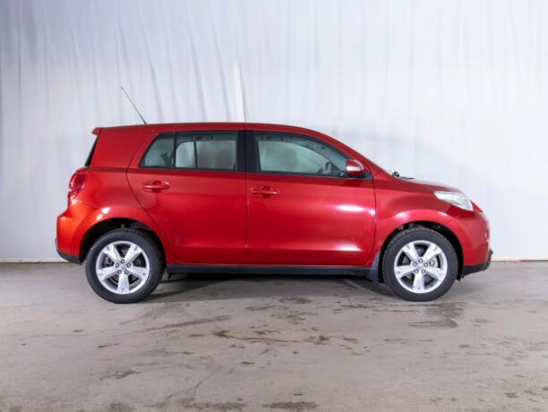 toyota-urban-cruiser-diesel-2009-big-5
