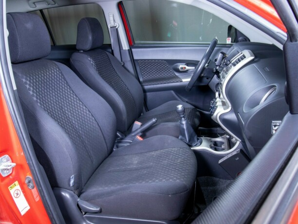 toyota-urban-cruiser-diesel-2009-big-43