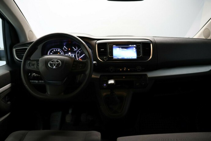 toyota-proace-verso-diesel-2020-big-8