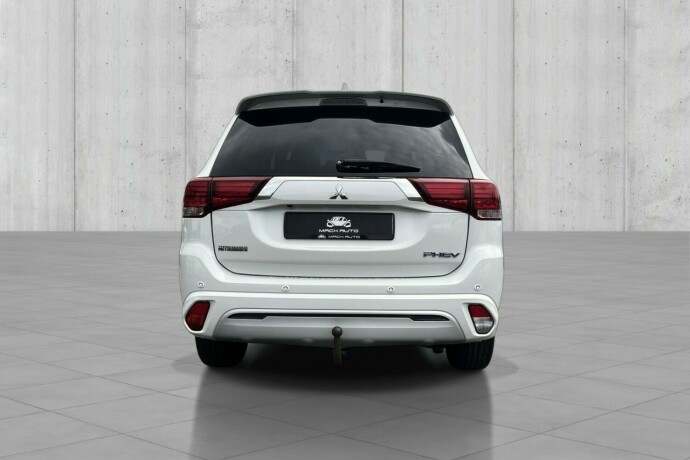 mitsubishi-outlander-elektrisitetbensin-2019-big-7