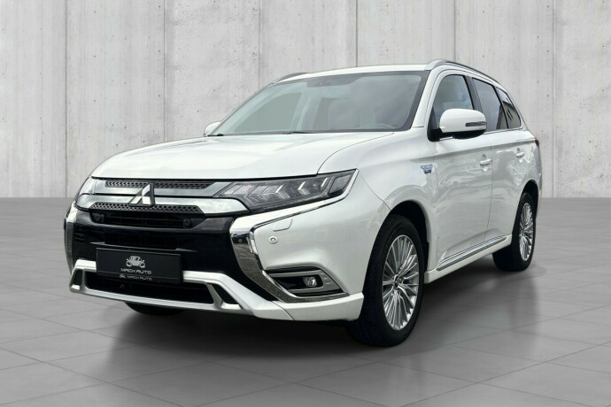 mitsubishi-outlander-elektrisitetbensin-2019-big-3