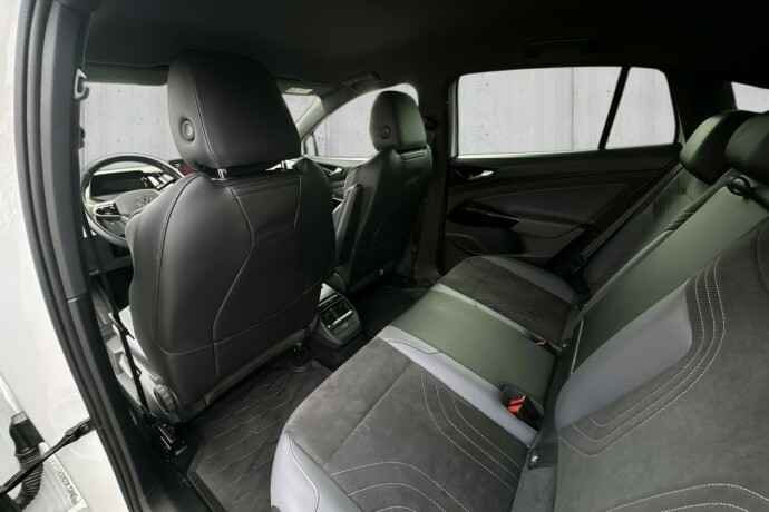 volkswagen-id5-elektrisitet-2023-big-15
