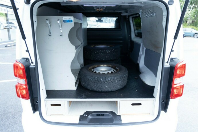 peugeot-expert-diesel-2020-big-7