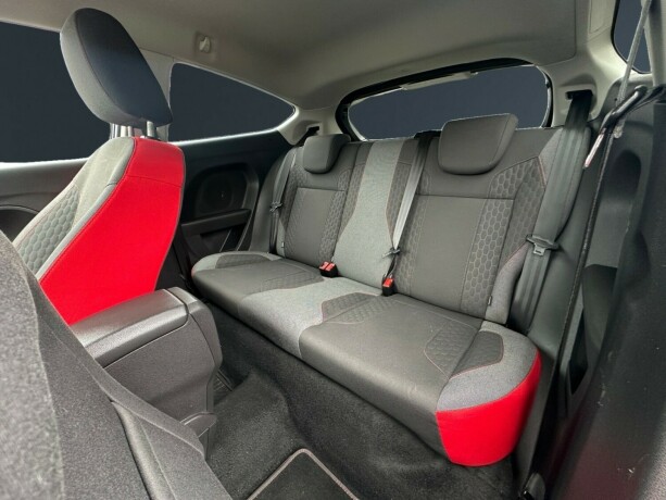 ford-fiesta-bensin-2015-big-12