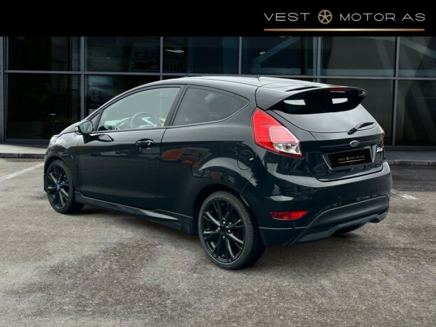 ford-fiesta-bensin-2015-big-4