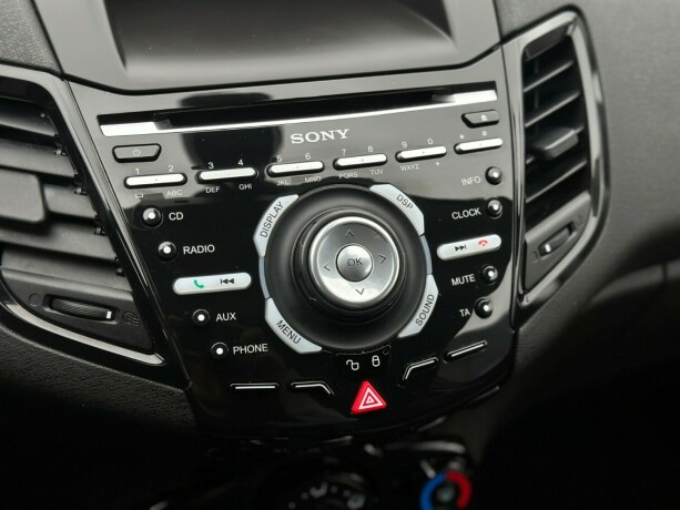ford-fiesta-bensin-2015-big-17