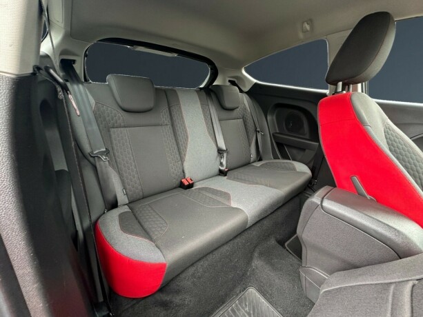 ford-fiesta-bensin-2015-big-13