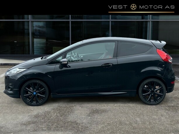 ford-fiesta-bensin-2015-big-3