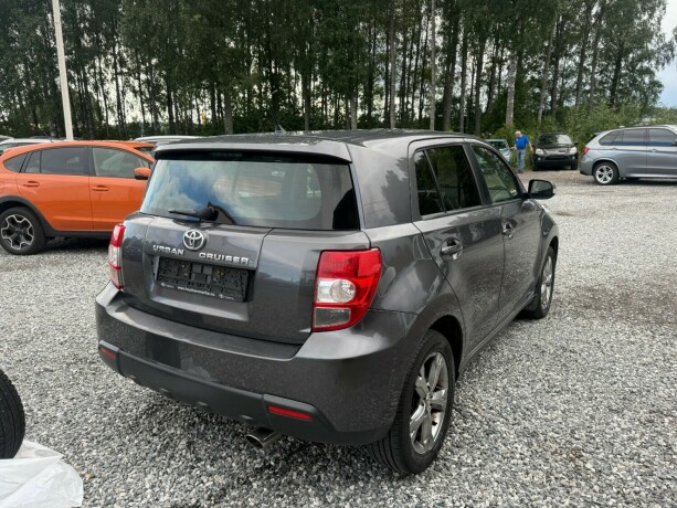 toyota-urban-cruiser-diesel-2012-big-5