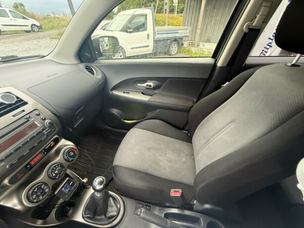 toyota-urban-cruiser-diesel-2012-big-12