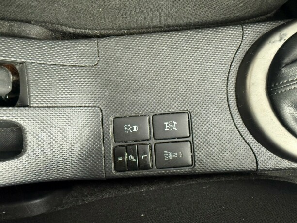 toyota-urban-cruiser-diesel-2012-big-22