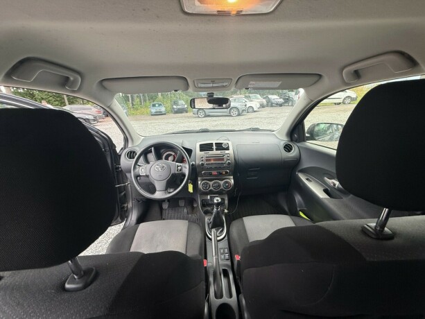 toyota-urban-cruiser-diesel-2012-big-14