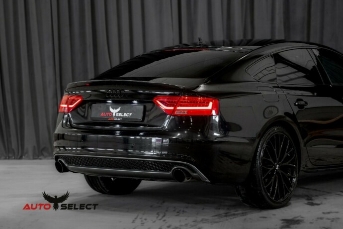 audi-a5-bensin-2011-big-12