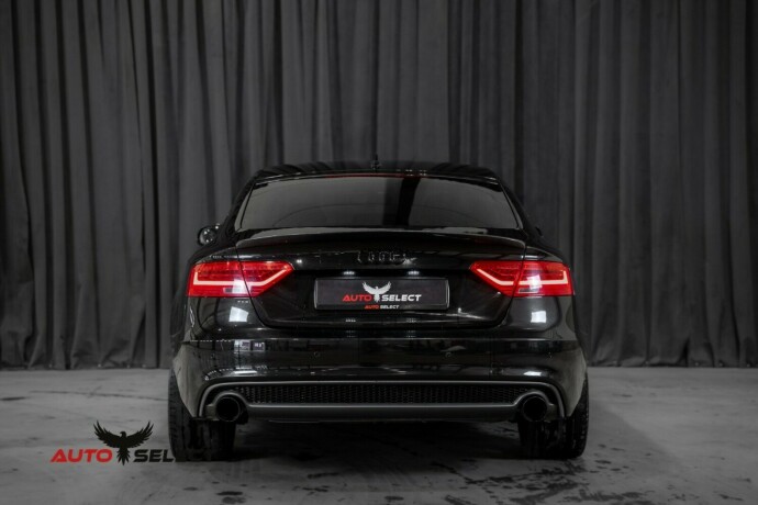 audi-a5-bensin-2011-big-9