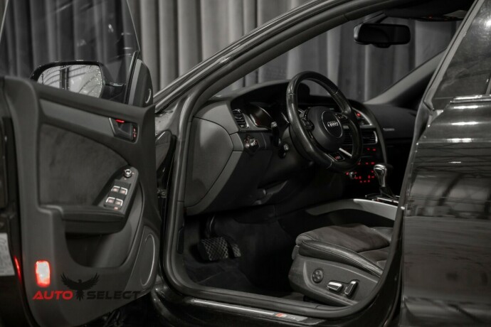 audi-a5-bensin-2011-big-23
